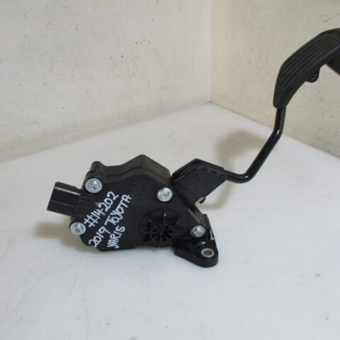 2019 TOYOTA YARIS 1.5I H/B ACCELERATOR PEDAL