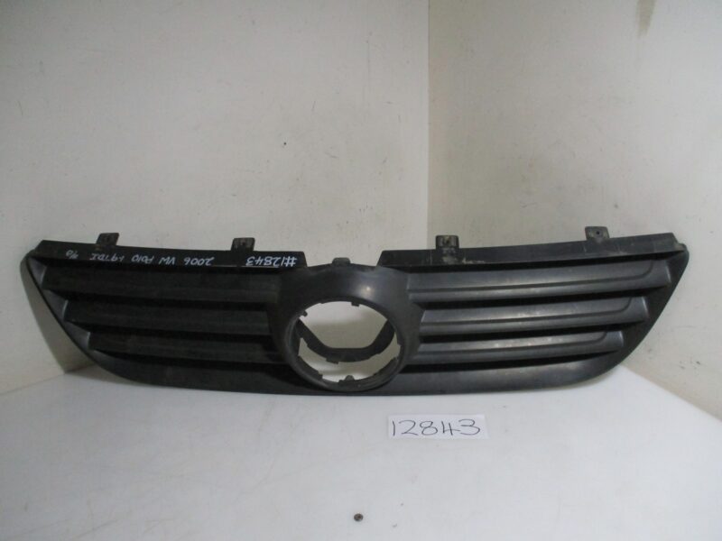 2007 VW POLO 1.6I H/B GRILLE