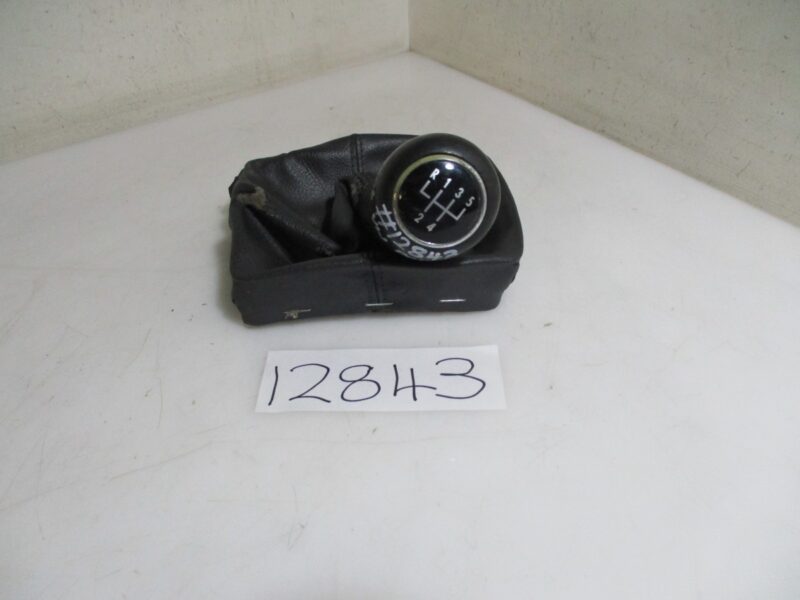 2007 VW POLO 1.6I H/B GEAR SHIFT KNOB