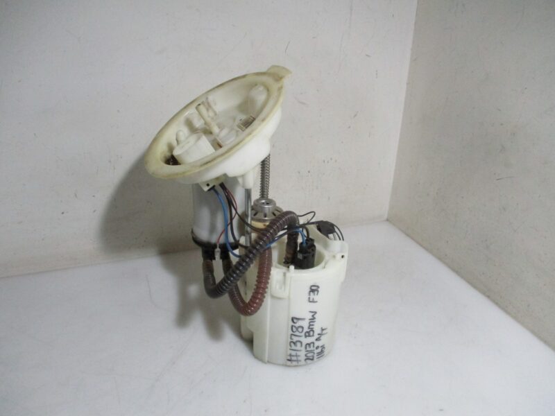 2013 BMW F20 116I FUEL PUMP