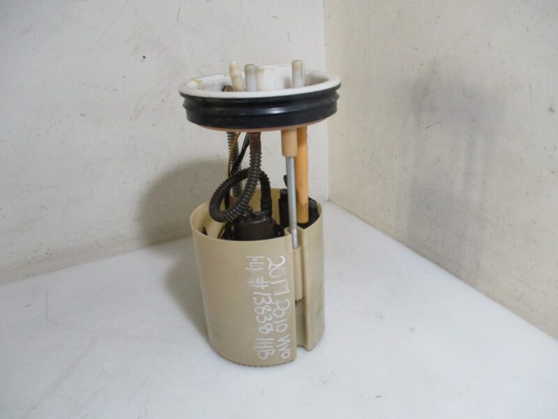 2017 VW POLO VIVO 1.4I H/B FUEL PUMP