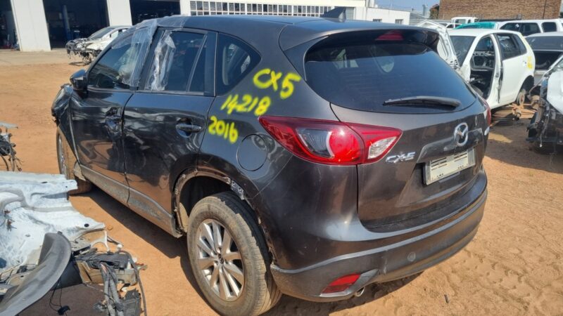 2016 MAZDA CX-5 2.0I ACTIVE A/T VARIOUS SPARES - Image 3