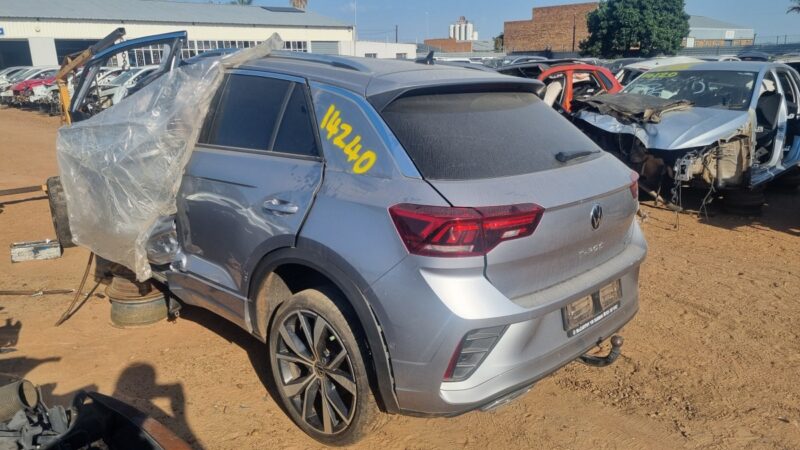 2022 VW T-ROC 2.0TSI R-LINE DSG VARIOUS SPARES - Image 3