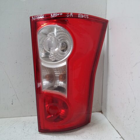 2013 NISSAN NP200 1.6 TAILLAMP LH