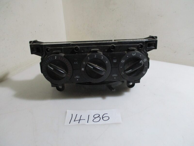 2020 MAZDA 2 1.5I H/B CLIMATE CONTROL UNIT