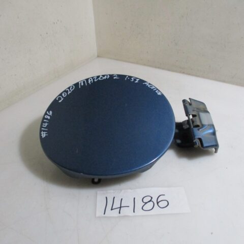 2020 MAZDA 2 1.5I H/B FUEL FLAP