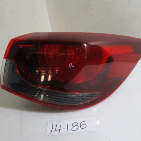 2020 MAZDA 2 1.5I H/B RR TAILLAMP