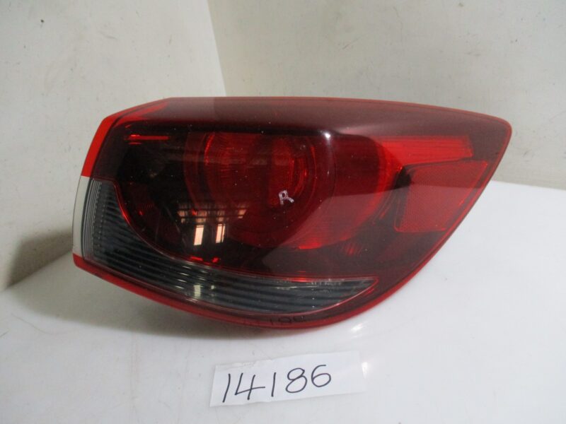 2020 MAZDA 2 1.5I H/B RR TAILLAMP