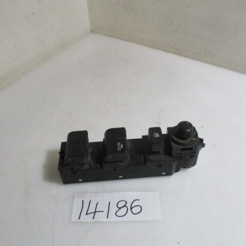 2020 MAZDA 2 1.5I H/B RF WINDOW SWITCH
