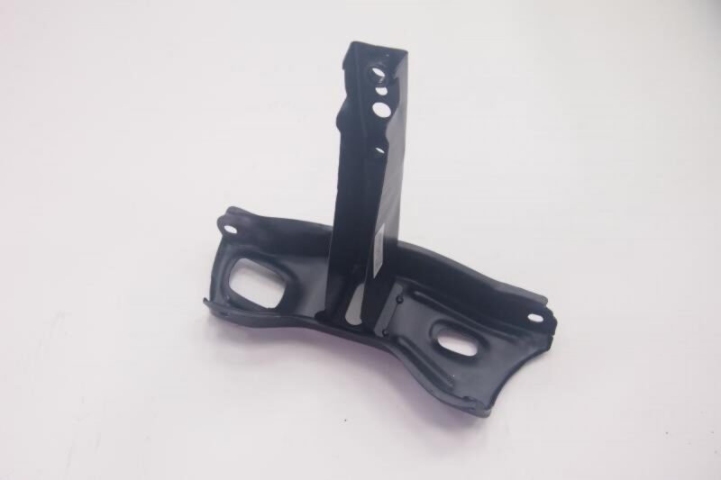 Toyota Corolla AE90 88-93 Right Front Bumper Bracket