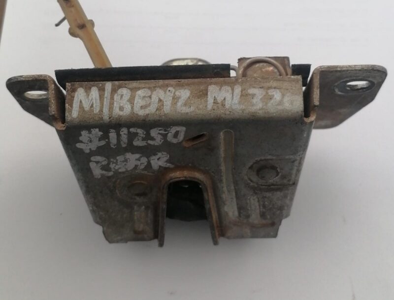 2001 MERCEDES-BENZ ML320 W163 BOOTLOCK