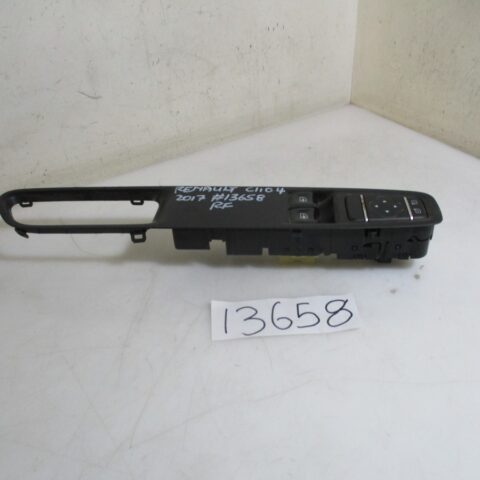 2017 RENAULT CLIO 4 900TI RF WINDOW SWITCH