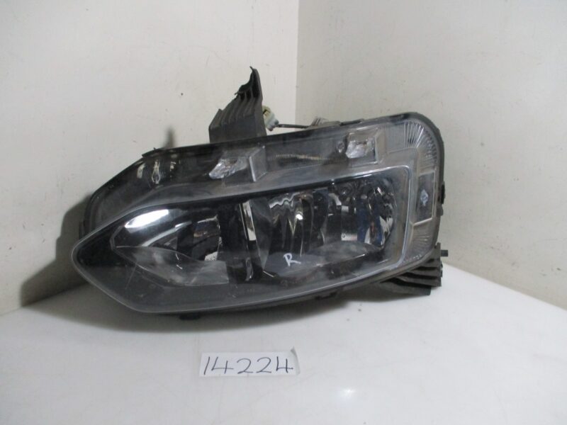 2022 RENAULT KIGER 1.0I ENERGY RH HEADLAMP (BRACKET DAMAGED)