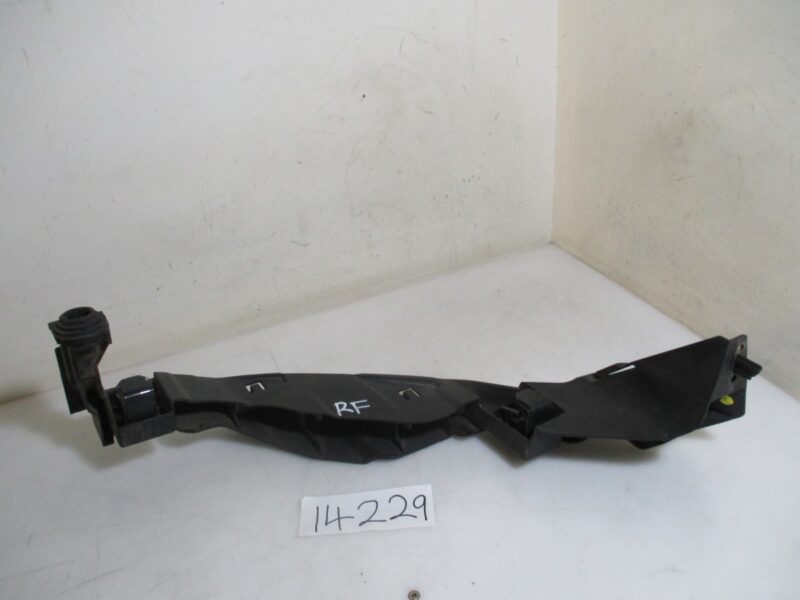 2019 VW POLO 8 1.0 TSI RF HEADLAMP BRACKET LOWER