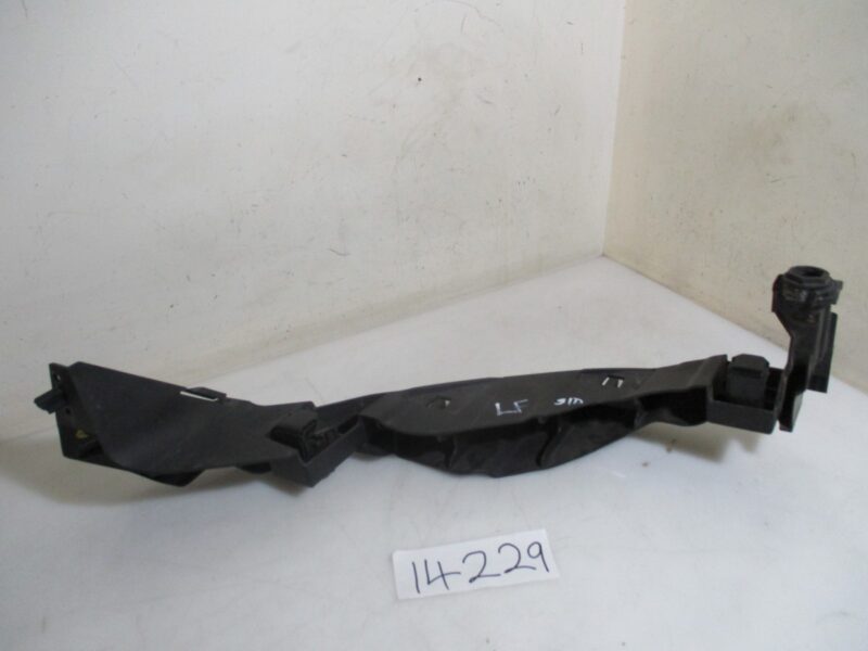 2019 VW POLO 8 1.0 TSI LF HEADLAMP BRACKET LOWER (SLIGHT DAMAGED)