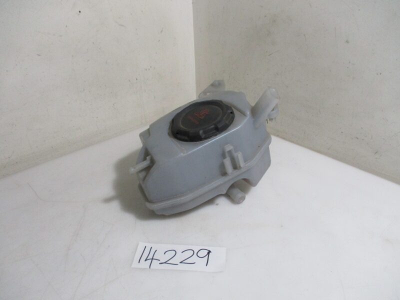 2019 VW POLO 8 1.0TSI RADIATOR BOTTLE WITH CAP