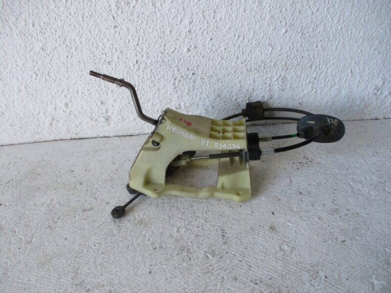 2011 HYUNDAI H1 2.5CRDI GEARLEVER + LINKS
