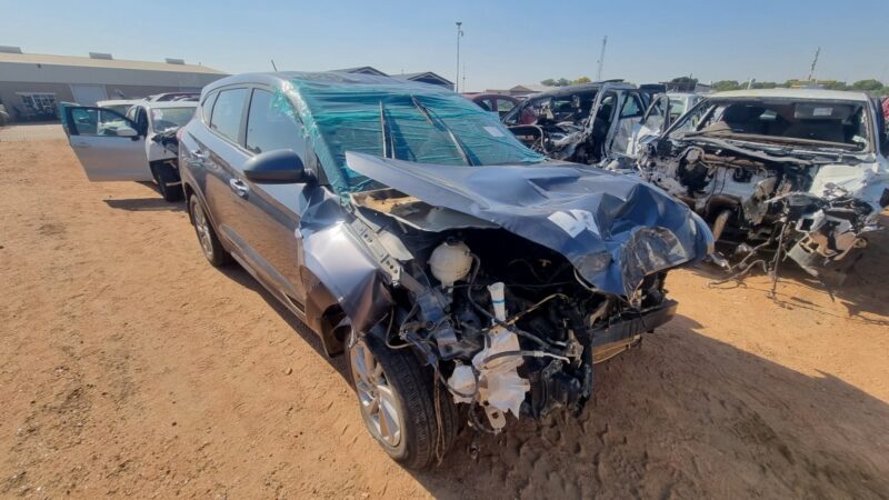2017 HYUNDAI TUCSON 2.0I PREMIUM VARIOUS SPARES