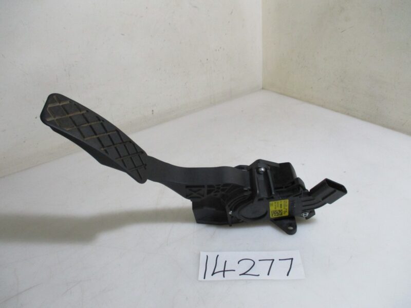 2023 VW POLO VIVO 2 1.4I H/B ACCELERATOR PEDAL