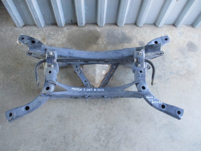 2018 MAZDA 3 1.6I H/B REAR SUBFRAME