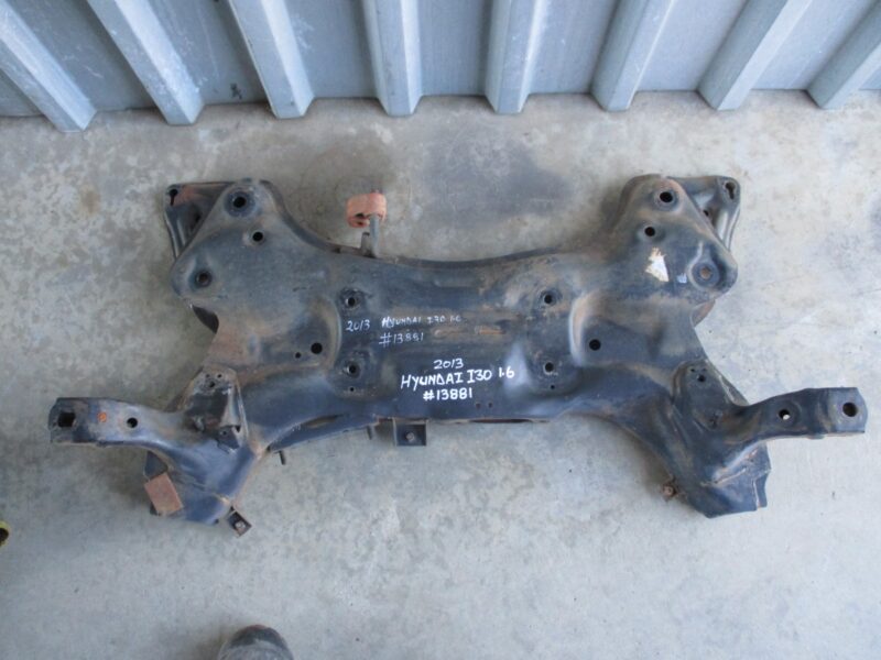 2013 HYUNDAI I30 1.6I ENGINE SUBFRAME