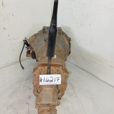 2006 TOYOTA HILUX 3.0D4D MANUAL GEARBOX; ENG NO: 1KD; 5 SPEED (6 BOLT)