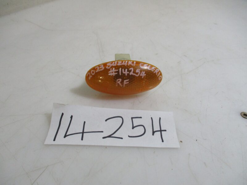 2023 SUZUKI CELERIO 1.0I RH MARKER LAMP