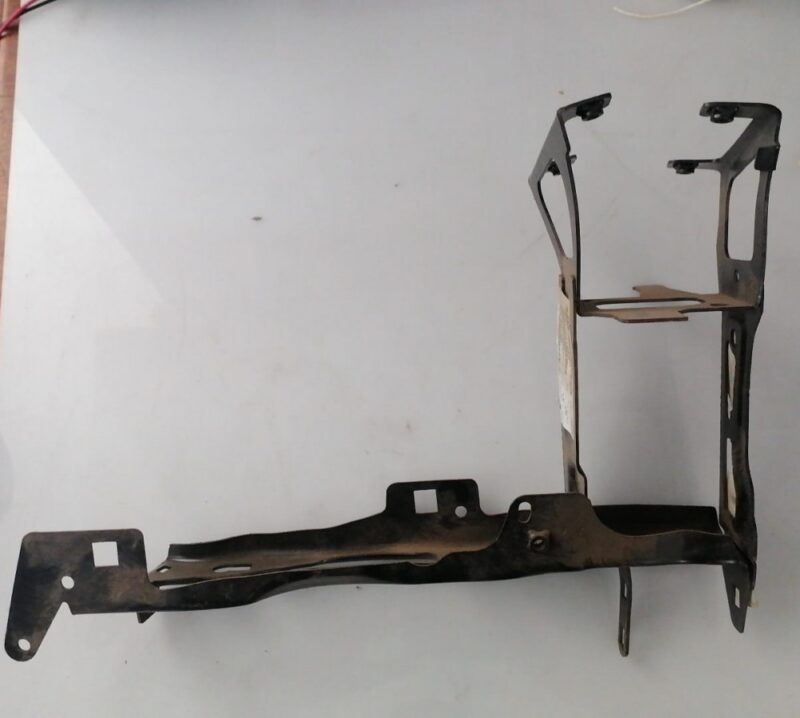 11-19 BMW F20/F30/F22 LH CRADLE