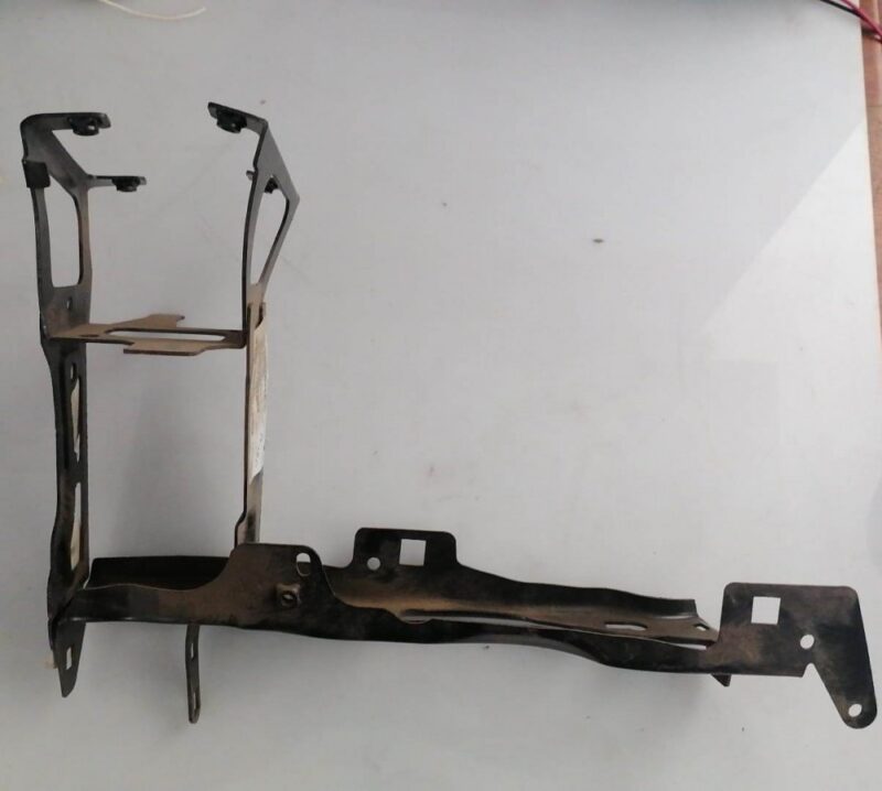11-19 BMW F20/F30/F22 RH CRADLE