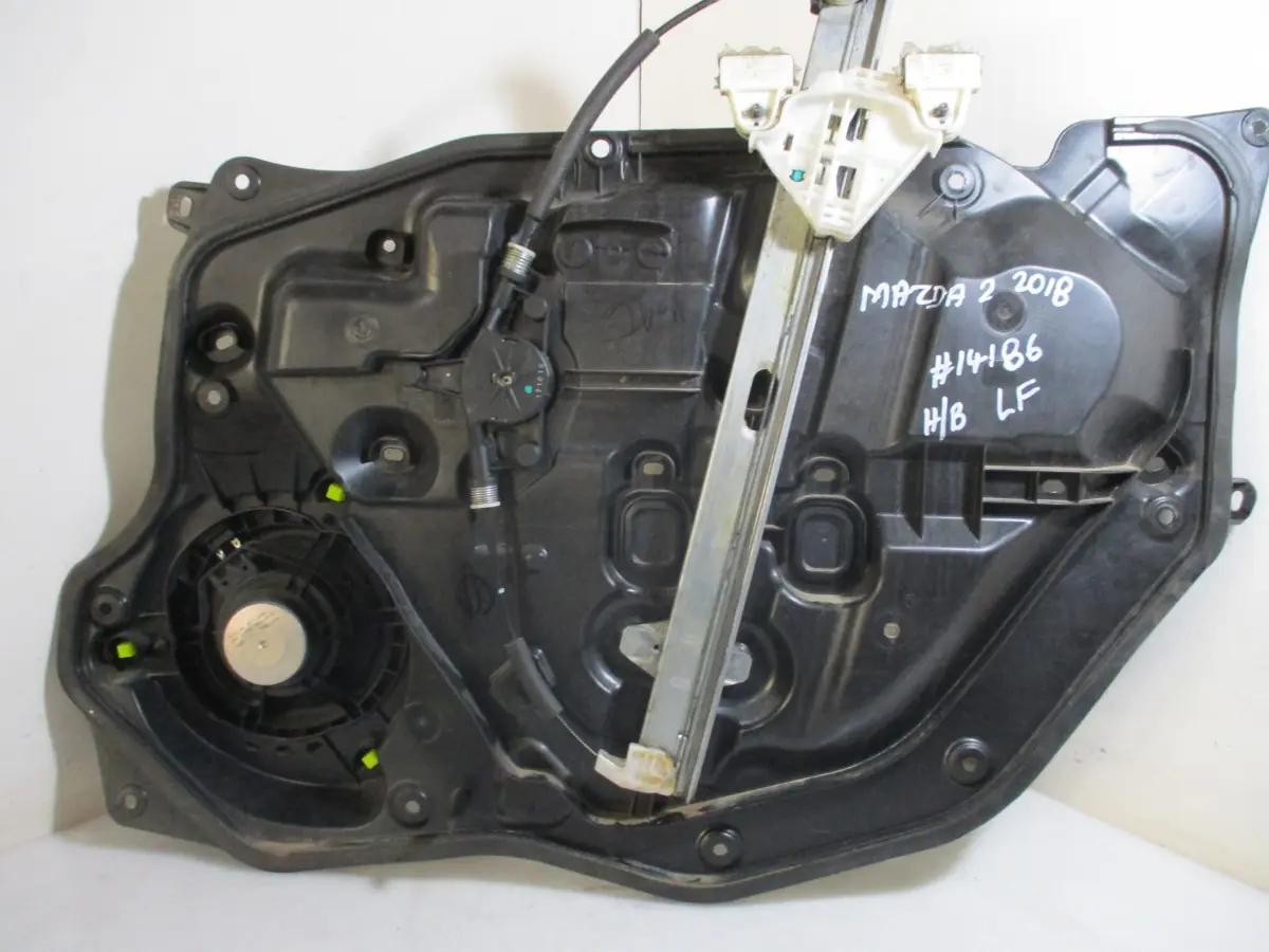 2020 MAZDA 2 1.5I H/B LF WINDER MECH + MOTOR