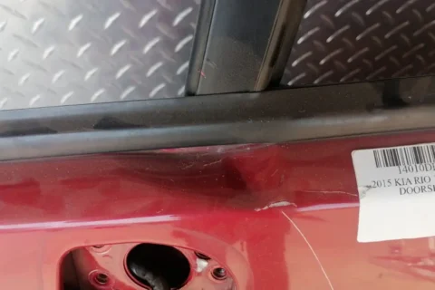 2015 KIA RIO 1.4I H/B LF DOORSHELL (DAMAGED INSIDE) - Image 4