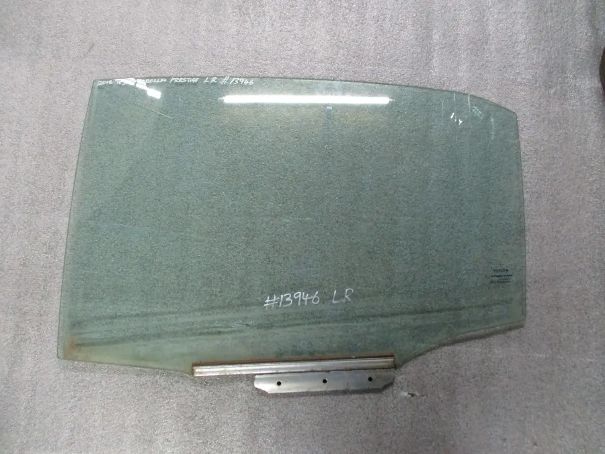 2018 TOYOTA COROLLA 1.3I PRESTIGE LR DOOR GLASS
