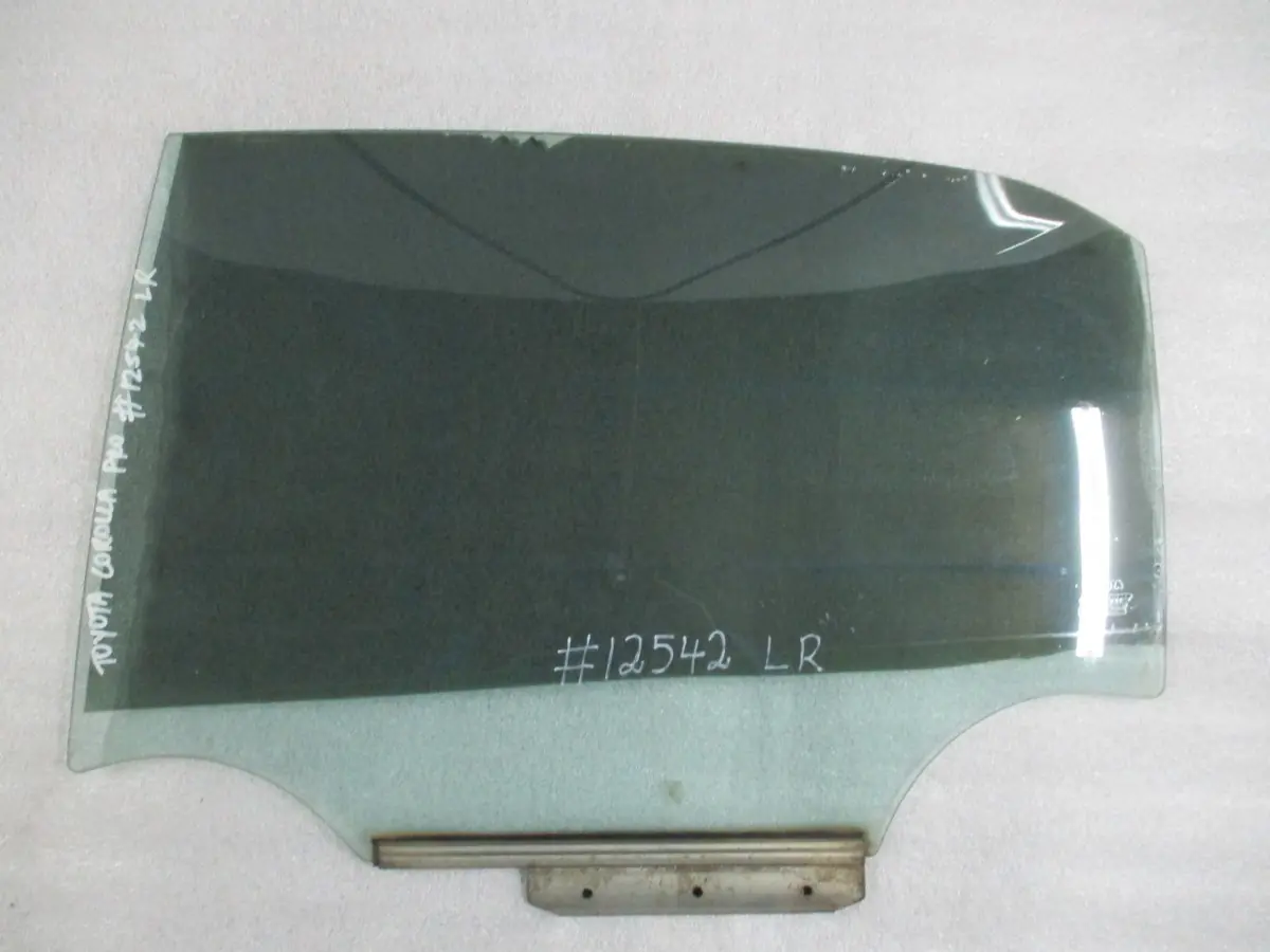 2017 TOYOTA COROLLA 1.6I QUEST LR DOOR GLASS