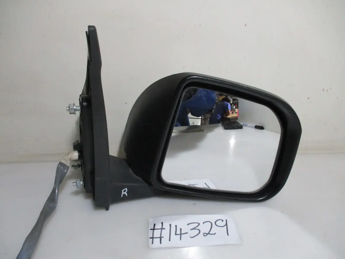 2021 TOYOTA AVANZA 1.5SX AUTO RH DOORMIRROR ELECT