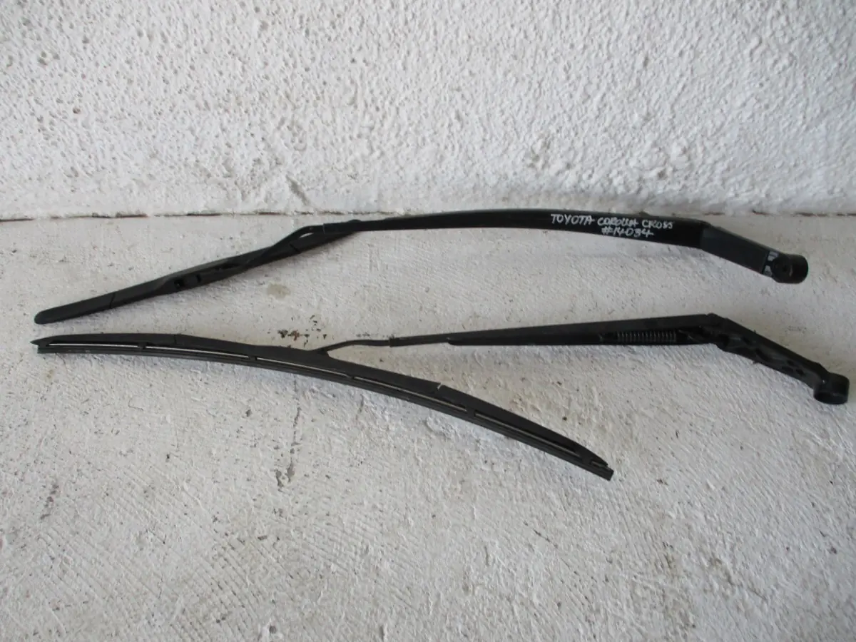 2022 TOYOTA COROLLA CROSS 1.8XL FRONT WIPER ARM (EACH)