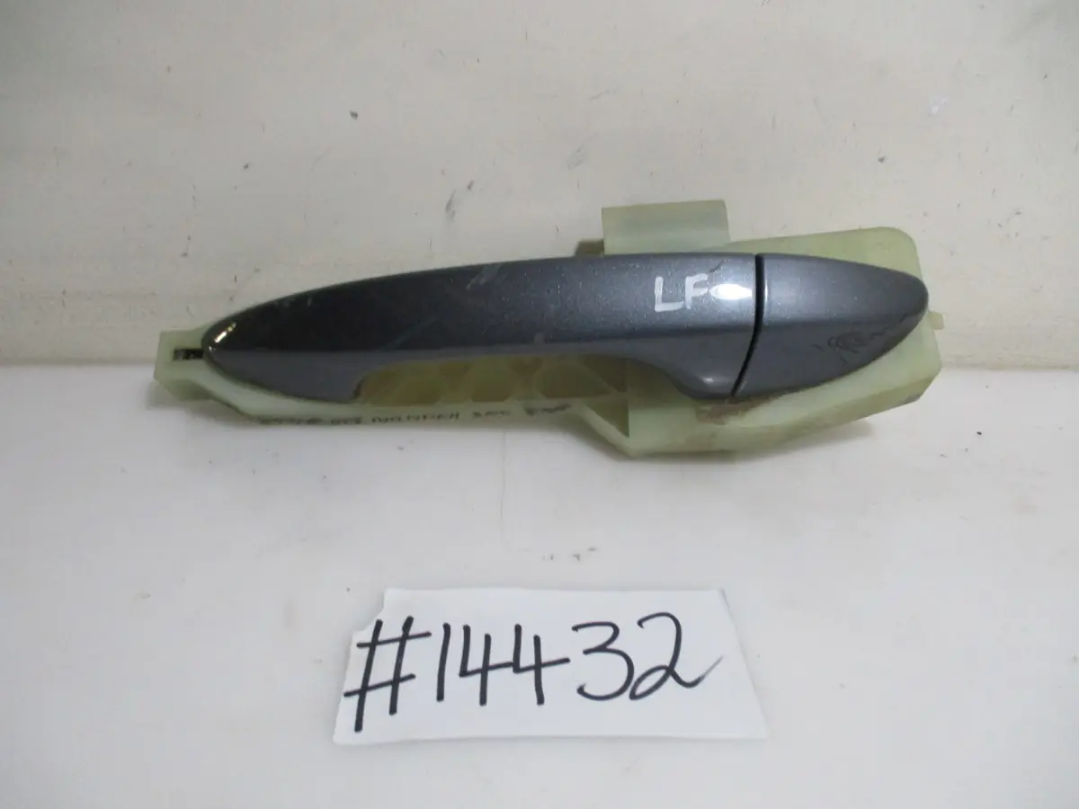 2018 HYUNDAI I20 1.2I H/B LF DOOR HANDLE