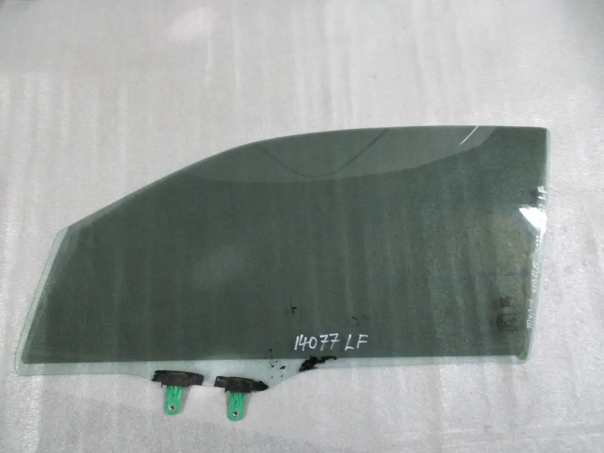2022 TOYOTA STARLET 1.4I XR LF DOOR GLASS