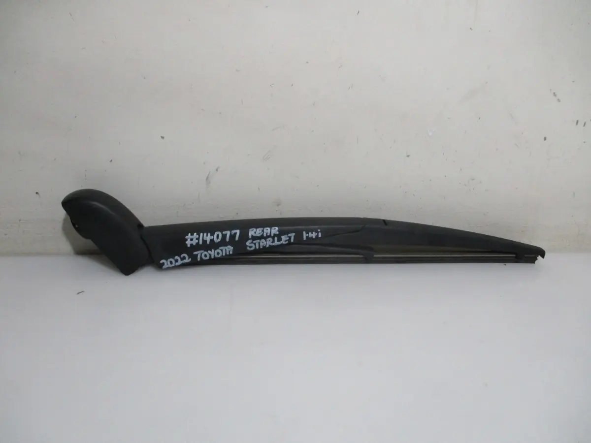 2022 TOYOTA STARLET 1.4I REAR WIPER ARM