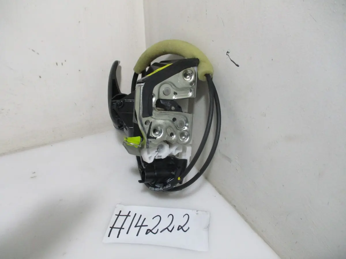 2023 TOYOTA STARLET 1.5I A/T LF DOOR LOCK