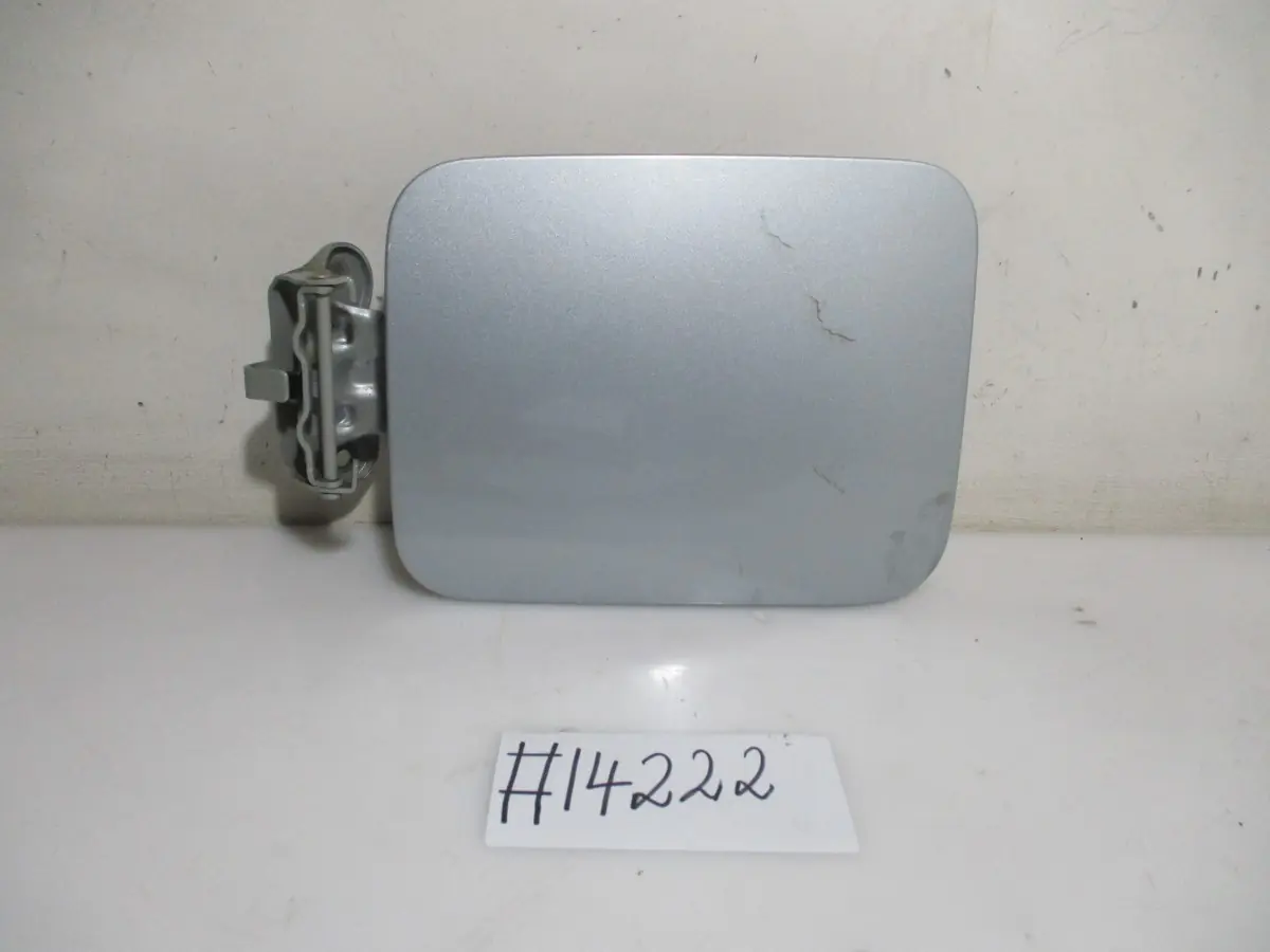 2023 TOYOTA STARLET 1.5I A/T FUEL FLAP