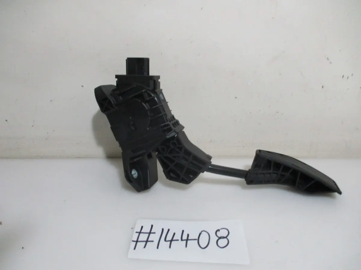 2023 SUZUKI SWIFT 1.2I A/T ACCELERATOR PEDAL