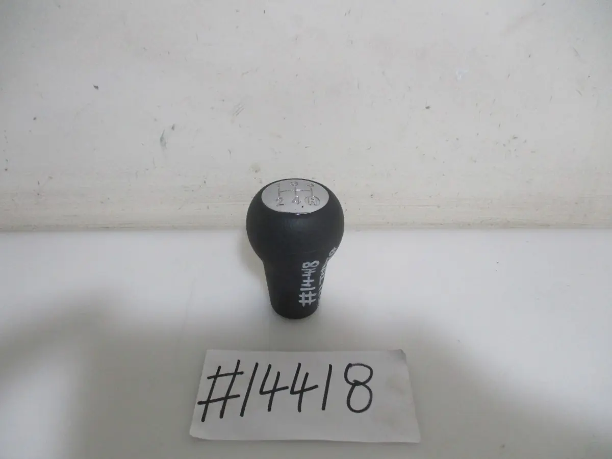 2021 TOYOTA AGYA 1.0I GEAR SHIFT KNOB