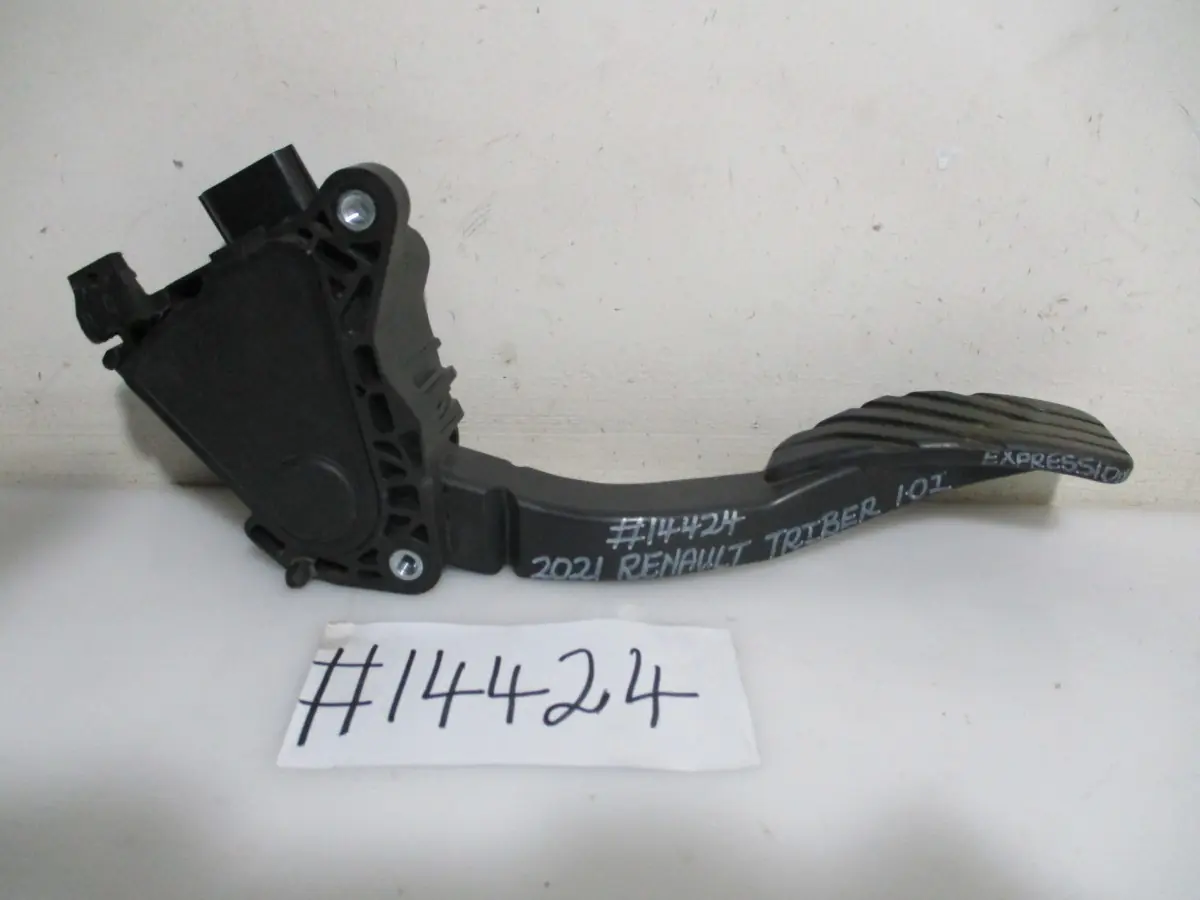 2021 RENAULT TRIBER 1.0 EXPRESSION ACCELERATOR PEDAL