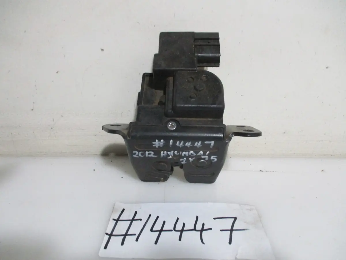 2010 HYUNDAI IX35 2.0I BOOTLOCK