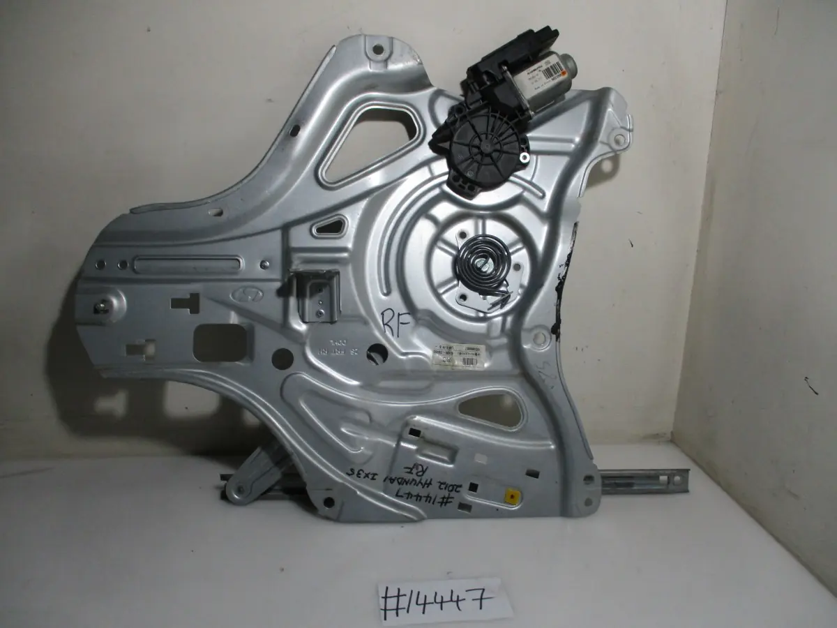 2010 HYUNDAI IX35 2.0I RF WINDER MECH + MOTOR