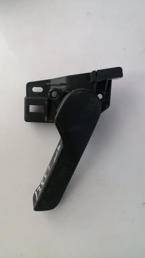 2016 VW POLO VIVO 1.4I H/B BONNET HANDLE