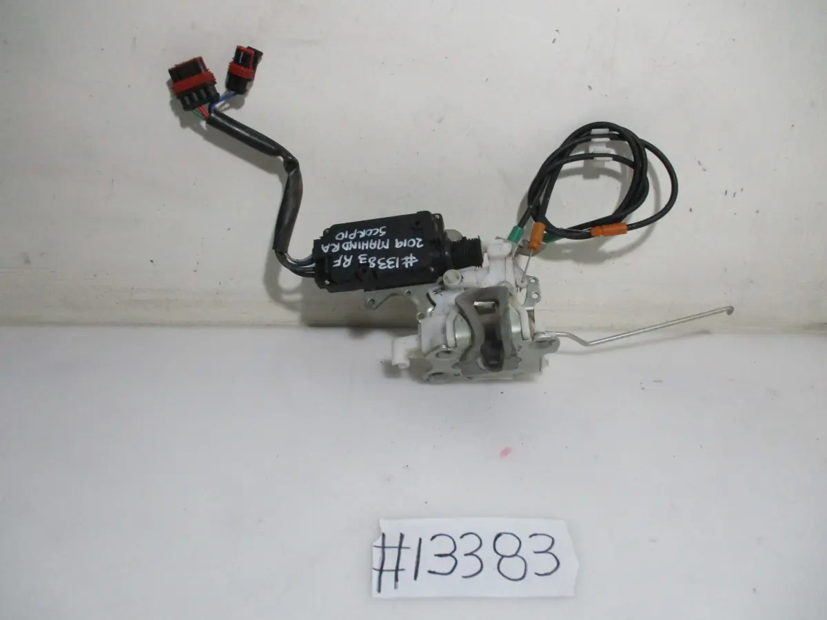 2019 MAHINDRA SCORPIO S11 SUV RF DOOR LOCK