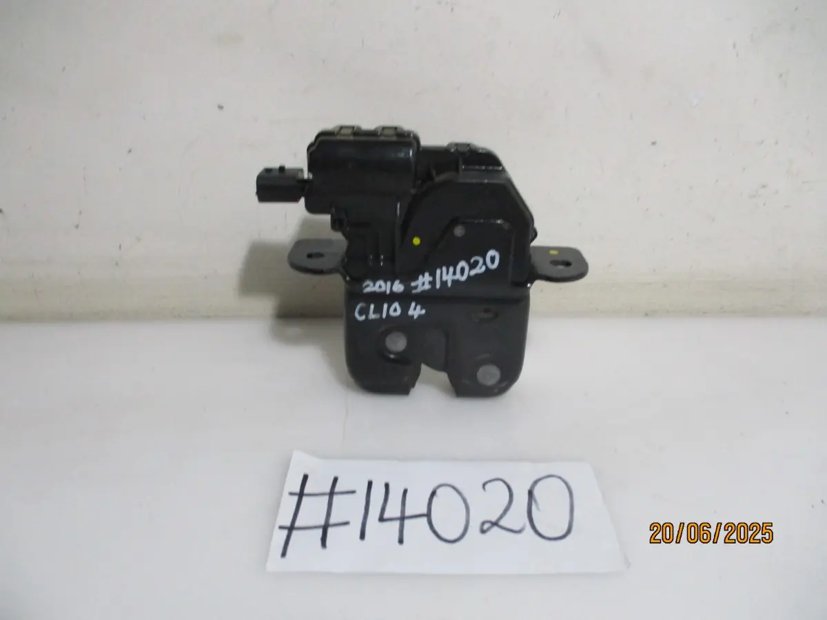 2016 RENAULT CLIO 900TI BLAZE BOOTLOCK