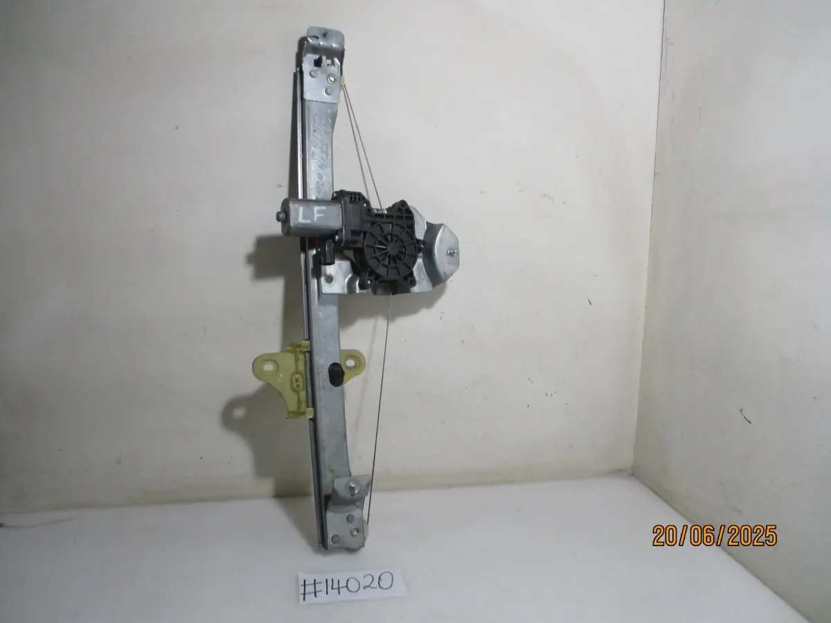 2016 RENAULT CLIO 900TI BLAZE LF WINDER MECH + MOTOR