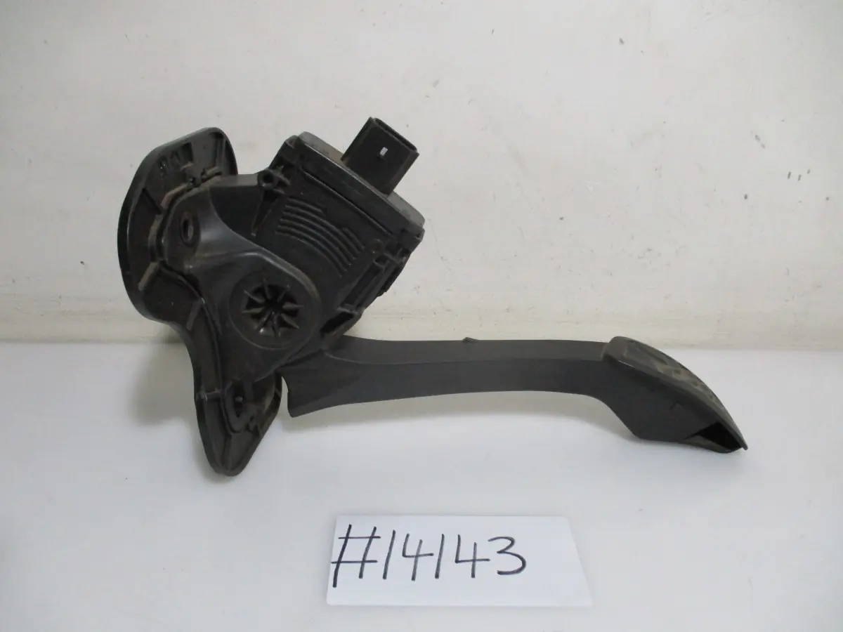 2013 FORD TOURNEO 2.2TDI CUSTOM ACCELERATOR PEDAL